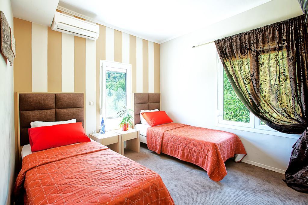 Anastassiou Hotel - Bike And Motorcycle Friendly Hotel Kastoria Chambre photo