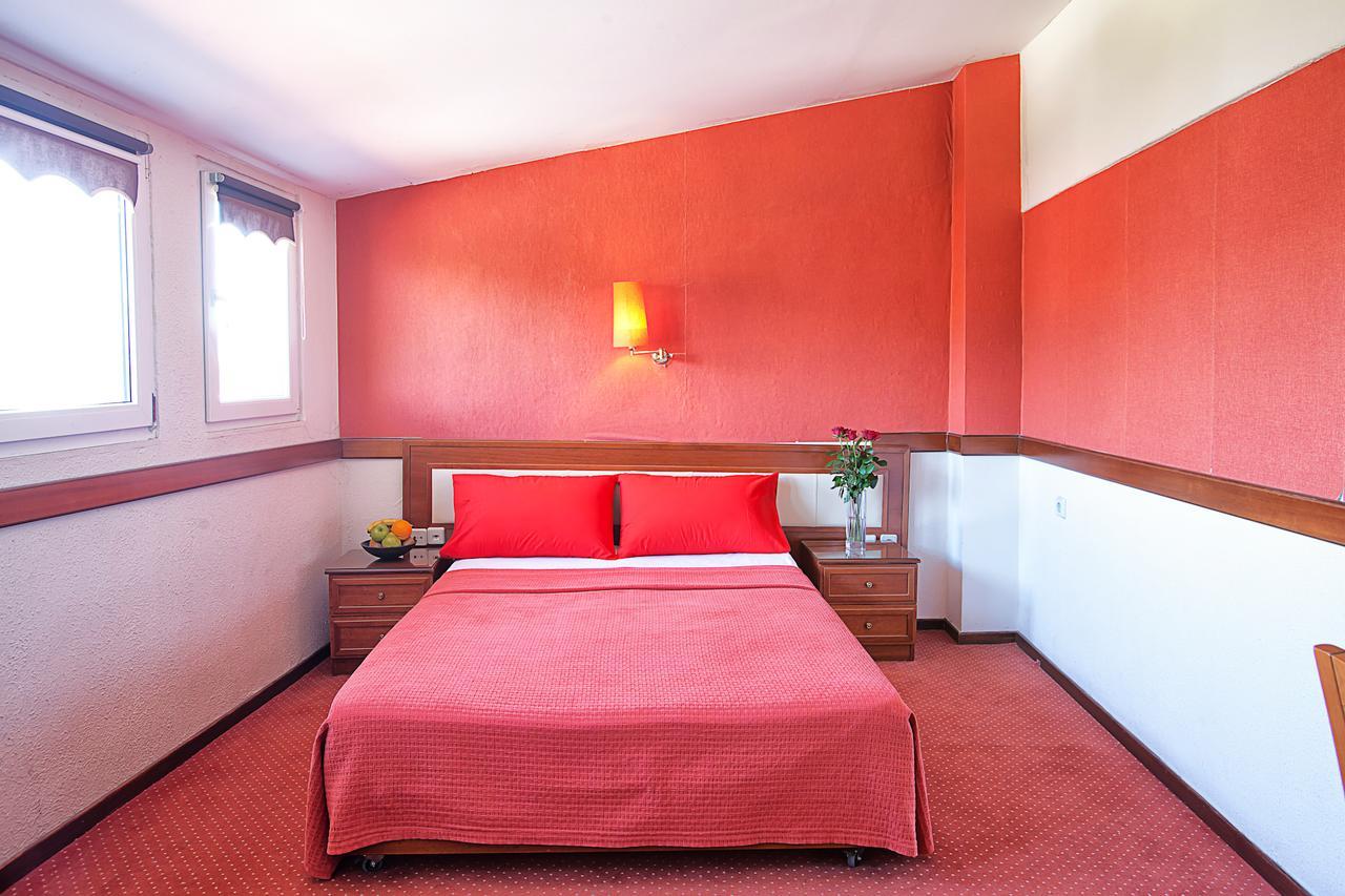 Anastassiou Hotel - Bike And Motorcycle Friendly Hotel Kastoria Extérieur photo